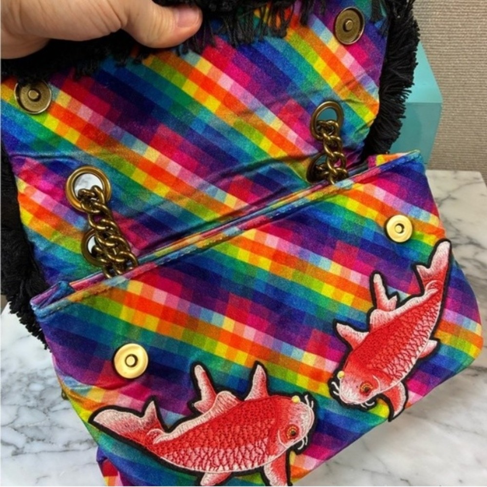 Kurt Geiger Embroidered Koi Fish Floral Chain Link Shoulder Bag - Picture 13 of 15